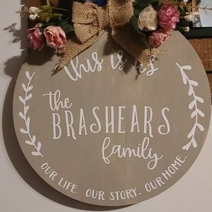 Door hanger welcome sign